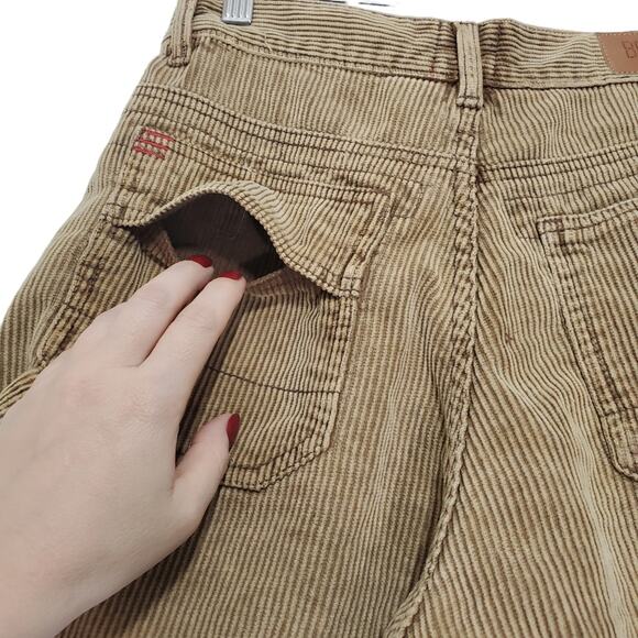 BDG | Carpenter Cut Off Raw Hem Corduroy Shorts - Picture 4 of 11